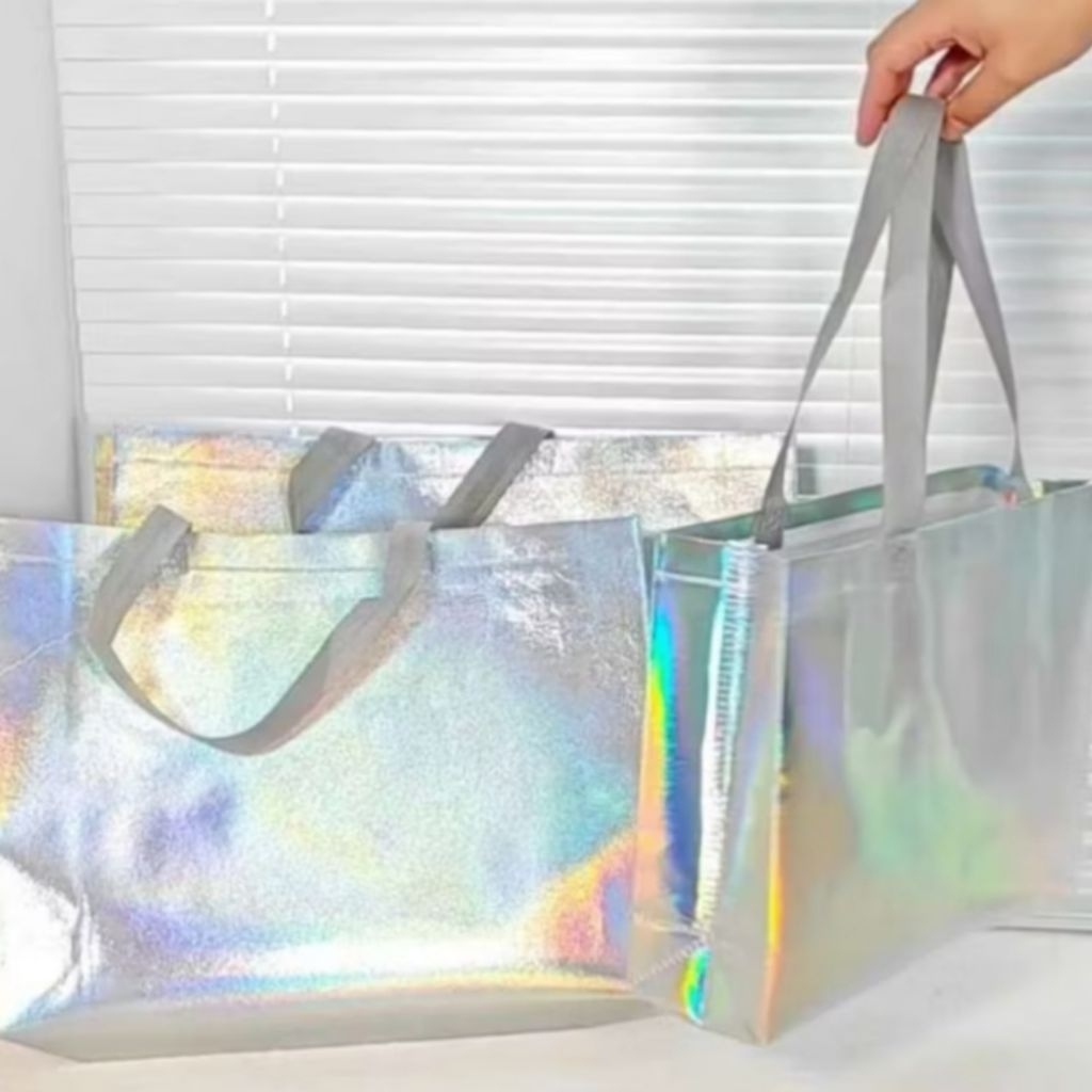 

Tas hologram untuk hampers kado dan gift box