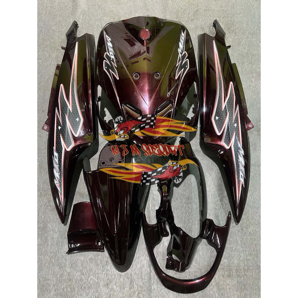 Cover Full Body Halus Yamaha Mio Sporty Warna Moonlight Red (Merah Lembayung Hitam) Plus Striping Tr