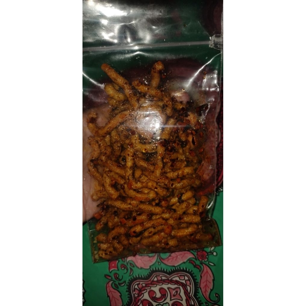 

KARPILA(kerupuk akar pinang kelakai)/kerupuk akar pinang