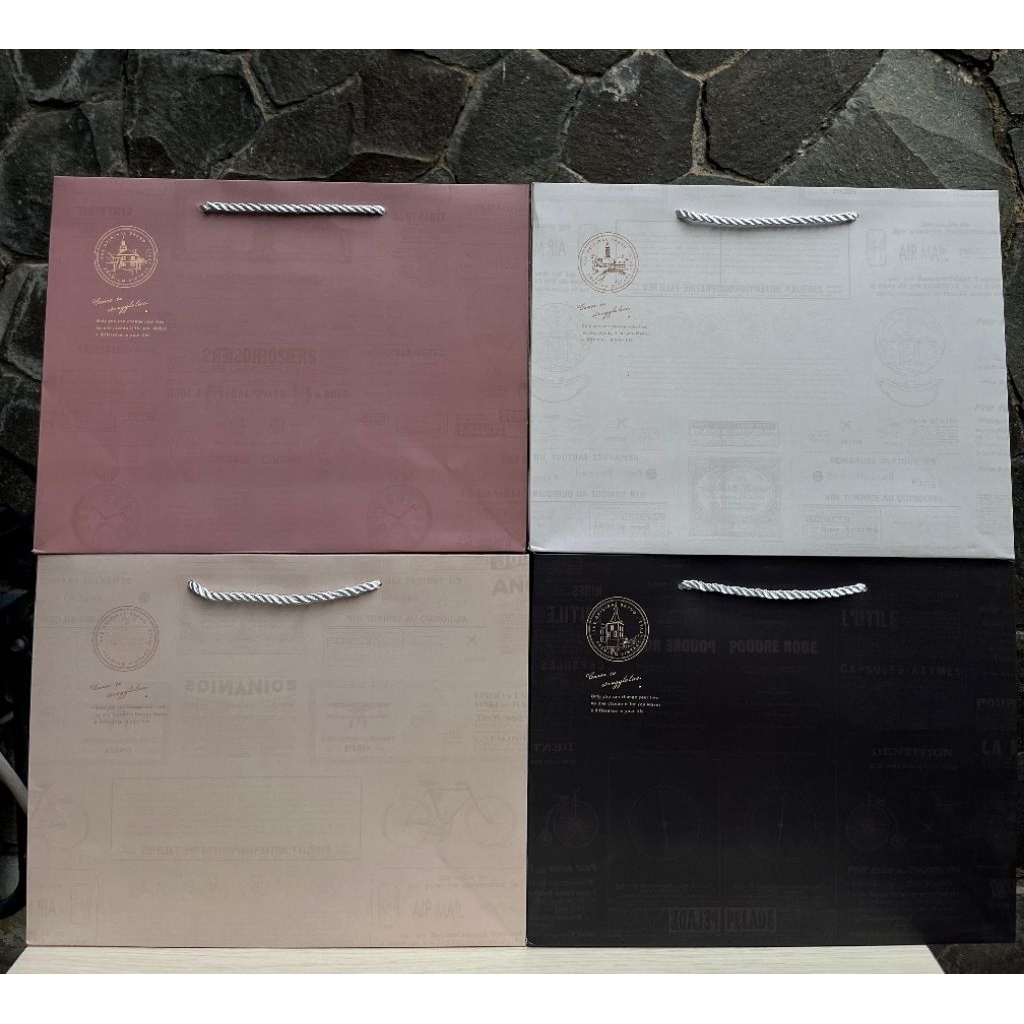 

paper bag motif lucu / ukuran 33x25, 5x11cm