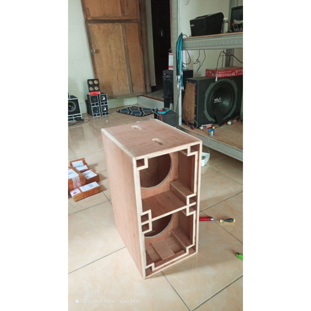 BOX SPEAKER 8inchi PLANAR 12mm semi meranti
