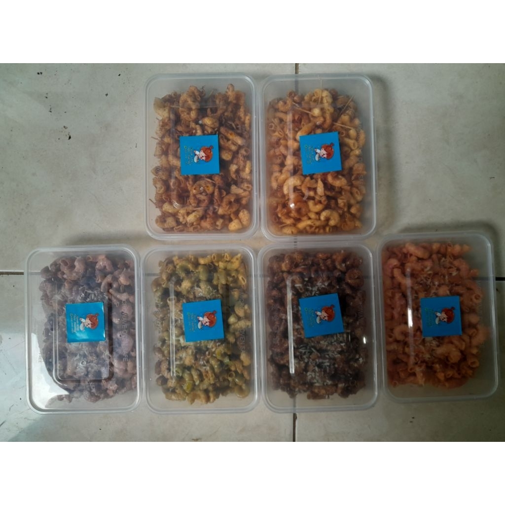 

Nyemil Kriuk "Sinar Kembang" Makaroni