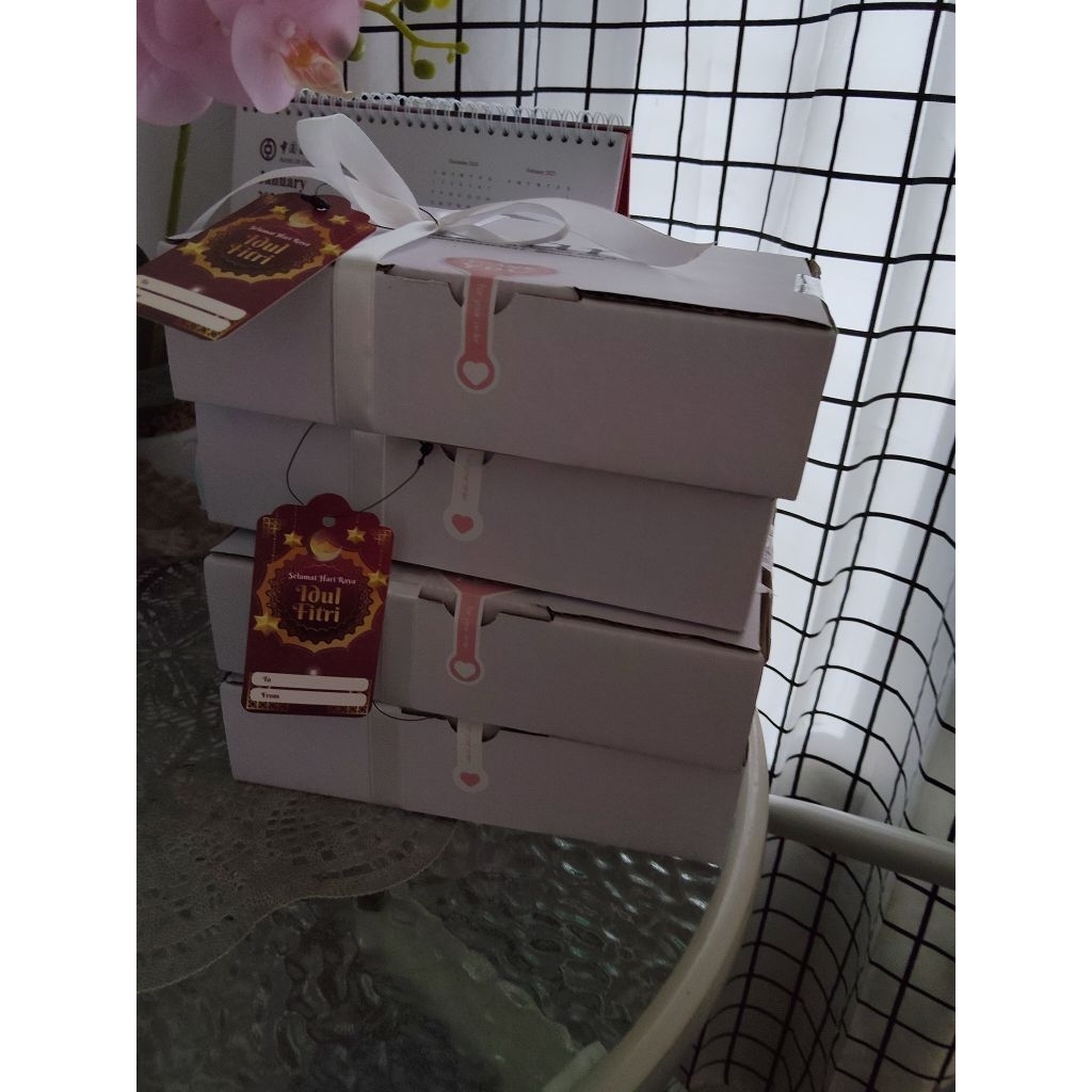 

Additional Box dan Paperbag Lovara