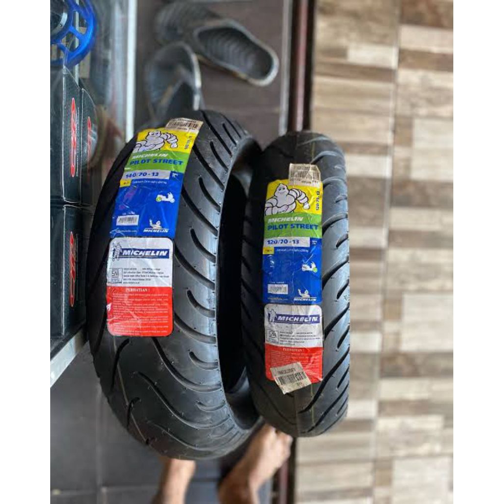SATU SET BAN NMAX MERK MICHELIN 140/70-13 120/70-13 SEPASANG BAN NMAX