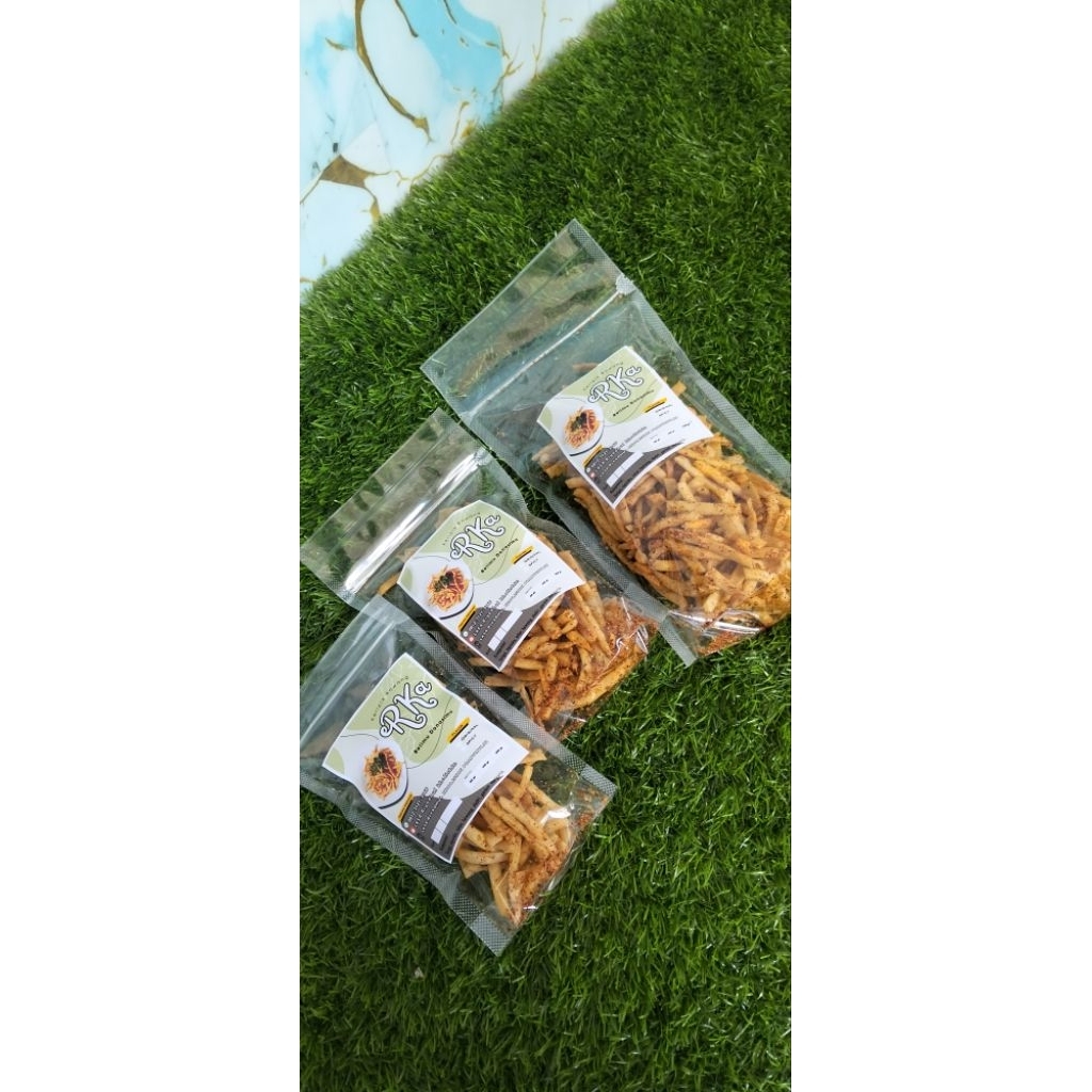 

stik bawang renyah | keripik bawang_belimu donasimu