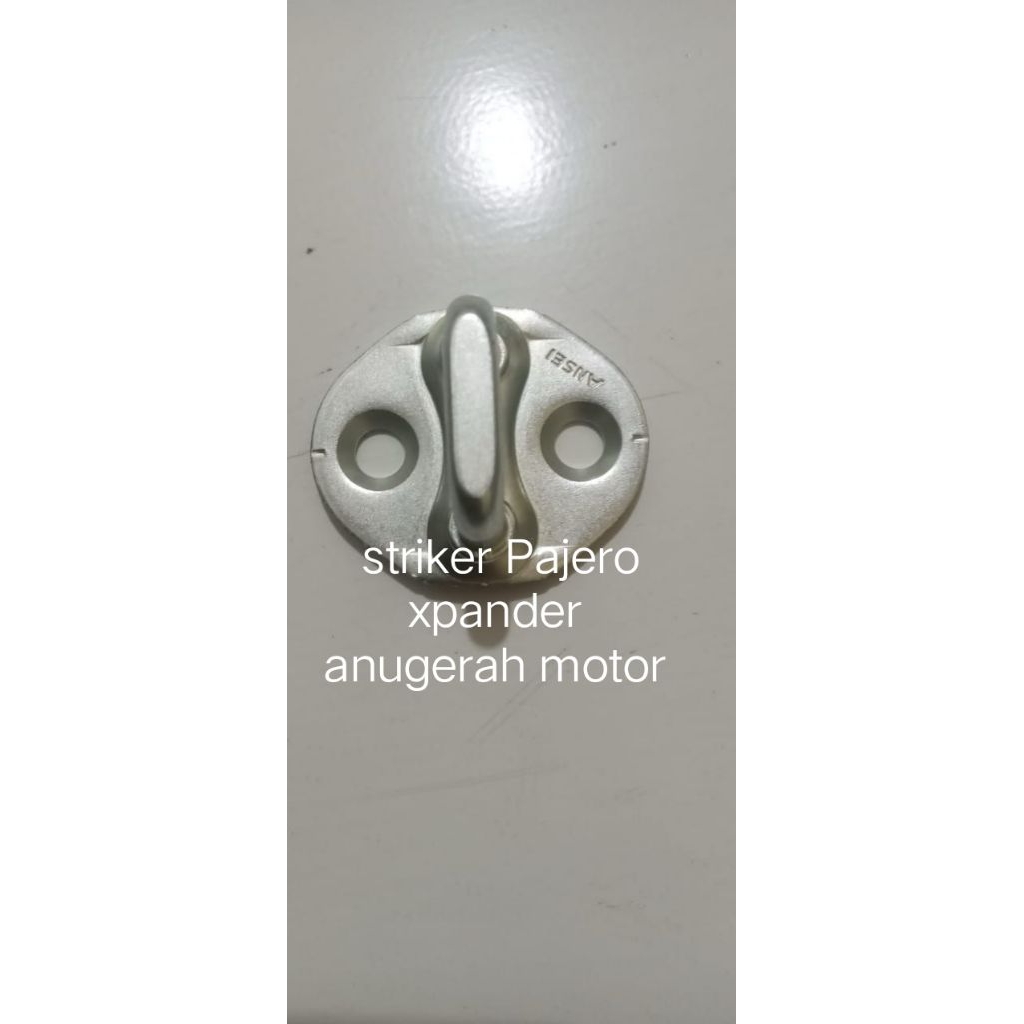 stiker pintu bagasi pintu depan tengah Pajero dan xpander orsinil