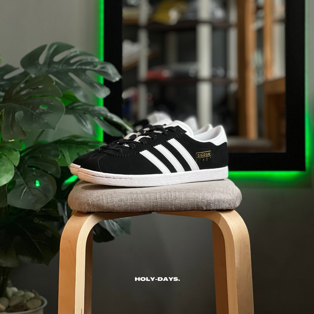 Sepatu Adidas Originals Stadt Core Black Cloud White Gold
