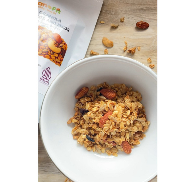 

Granola GranoFit 250g / 500g - Cemilan Diet Sehat, Oat, Almond, mede, Madu