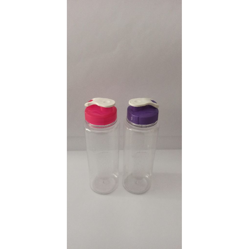 Botol minum plastik kapasitas 750ml