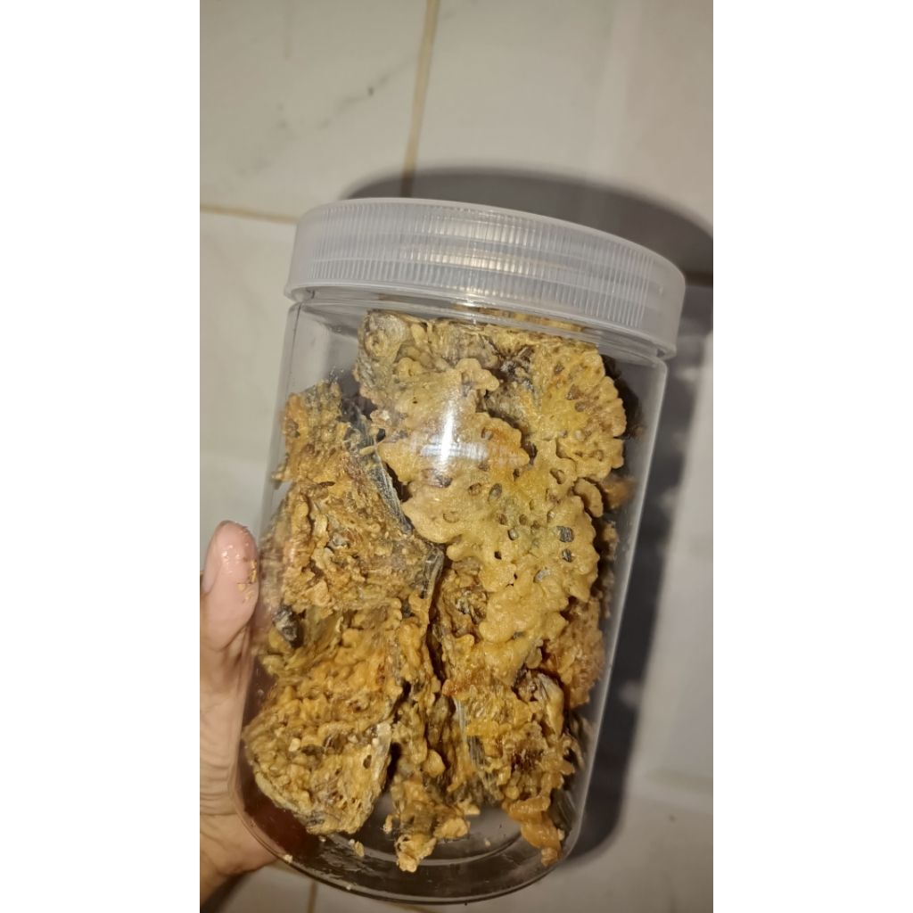

Peyek Ikan mujair. mujair crispy