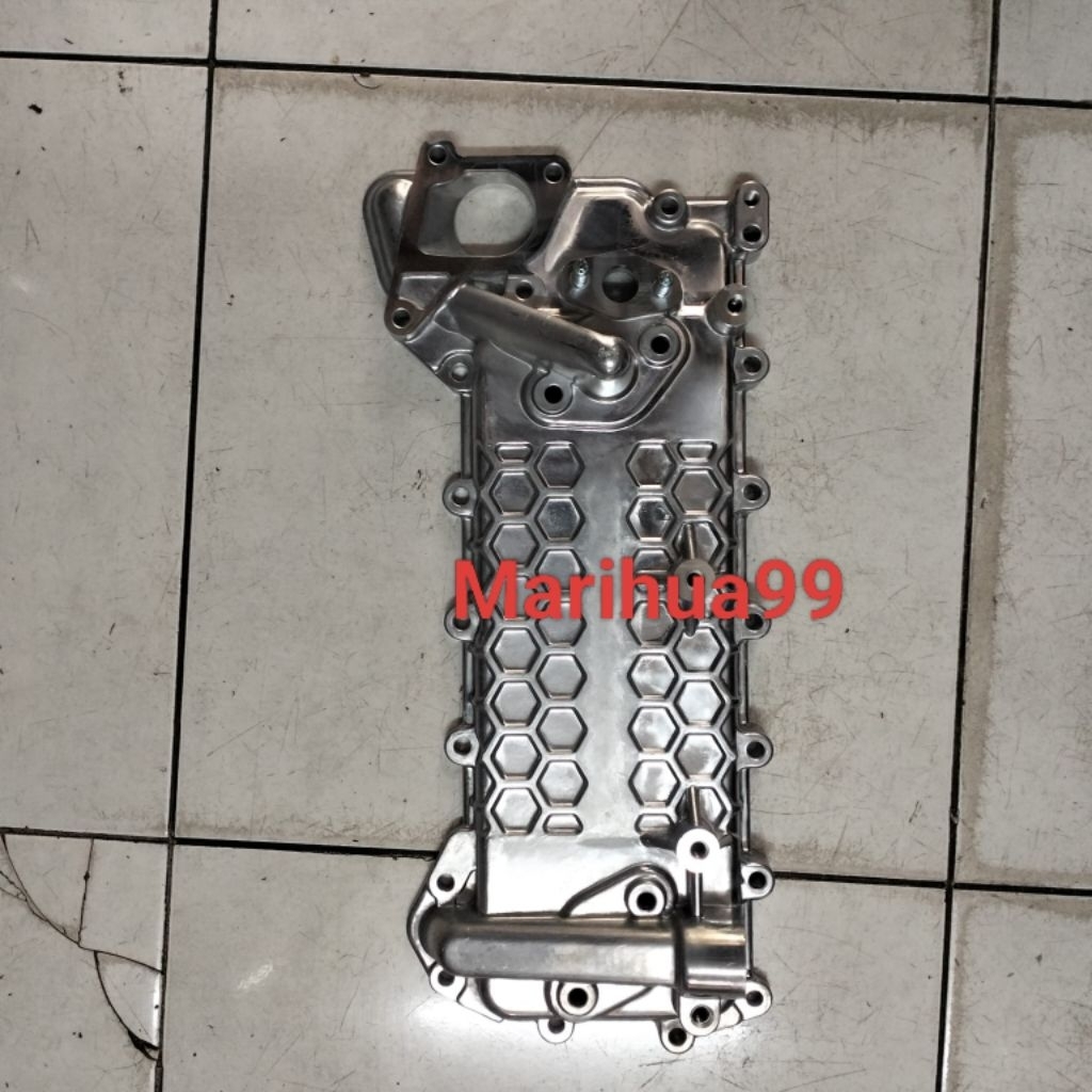Cover oli cooler tutup oli cooler Isuzu 4HK1 SH210-5 giga  FRR 190 oem 8-9808531-2