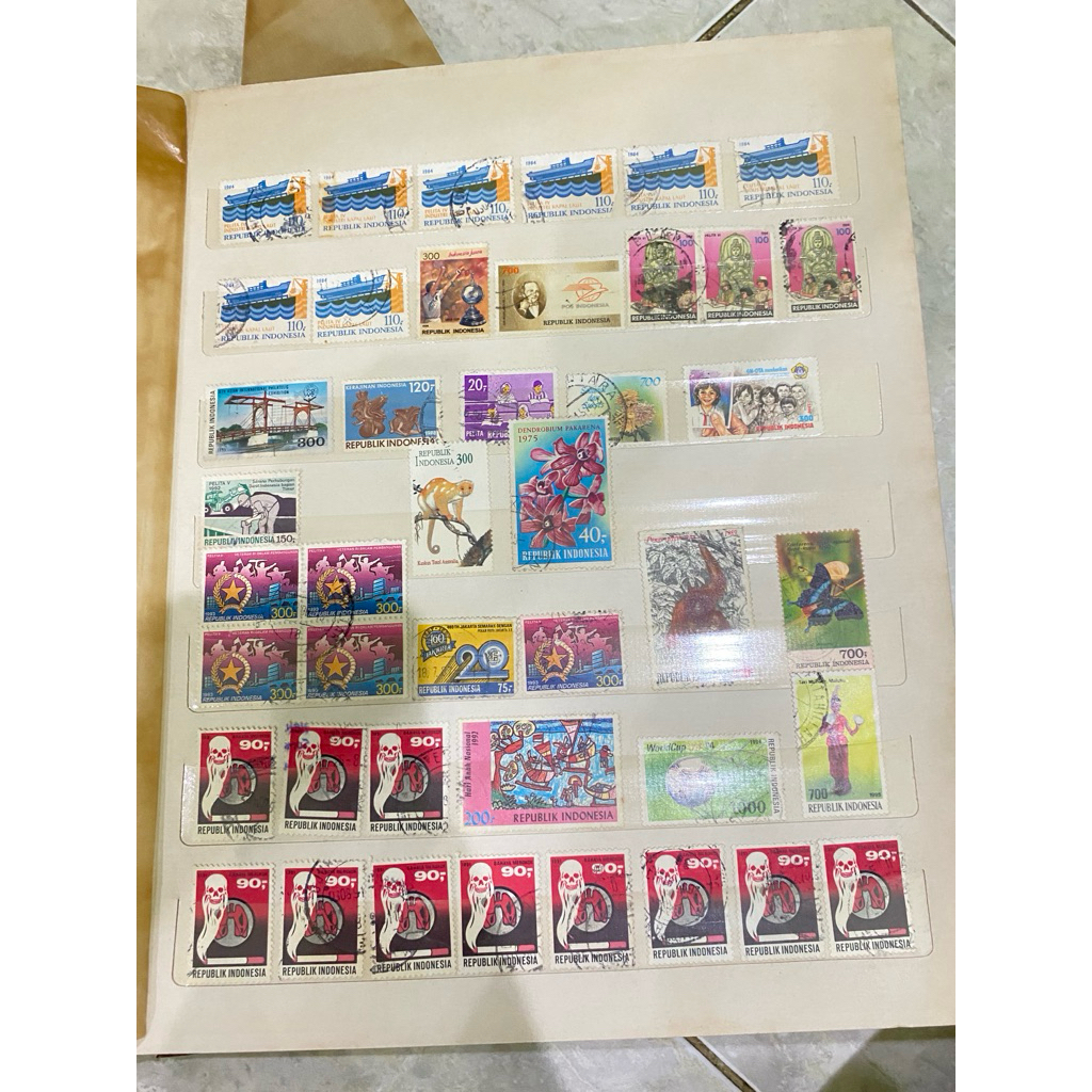 

PERANGKO PRANGKO INDONESIA 43 PC (1 SET) KOLEKSI KUNO ANTIK REPUBLIK INDONESIA