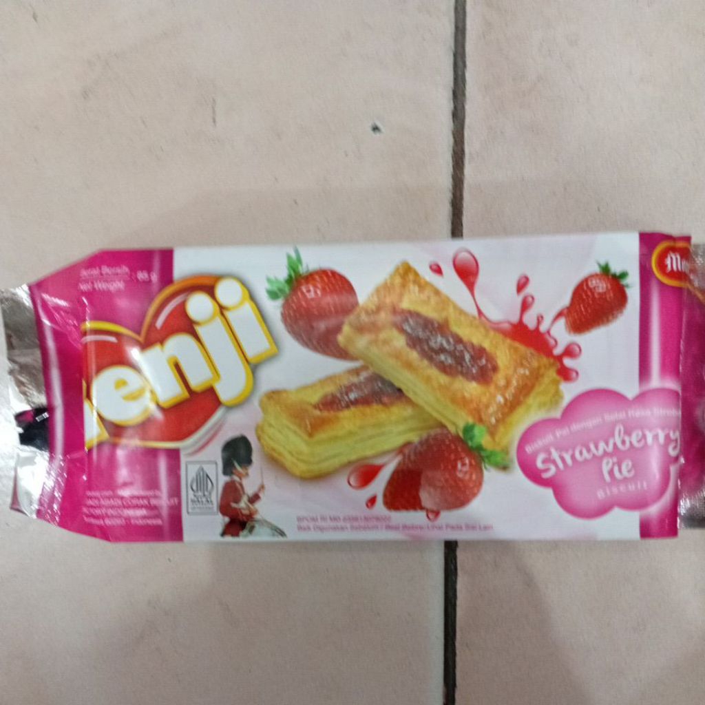 

Genji Strawberry Pie Biskuit 85gr 1 Bungkus
