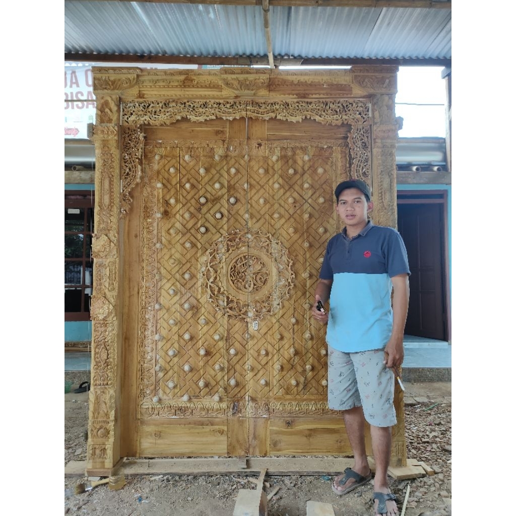 gebyok pintu ukir nabawi
