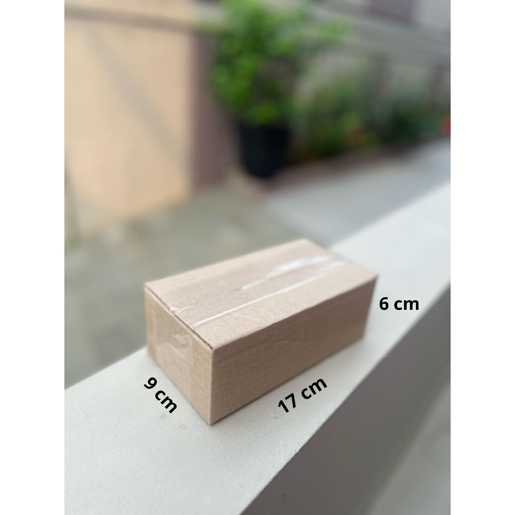 

Karton Box Ukuran 17cm x 9cm x 6cm