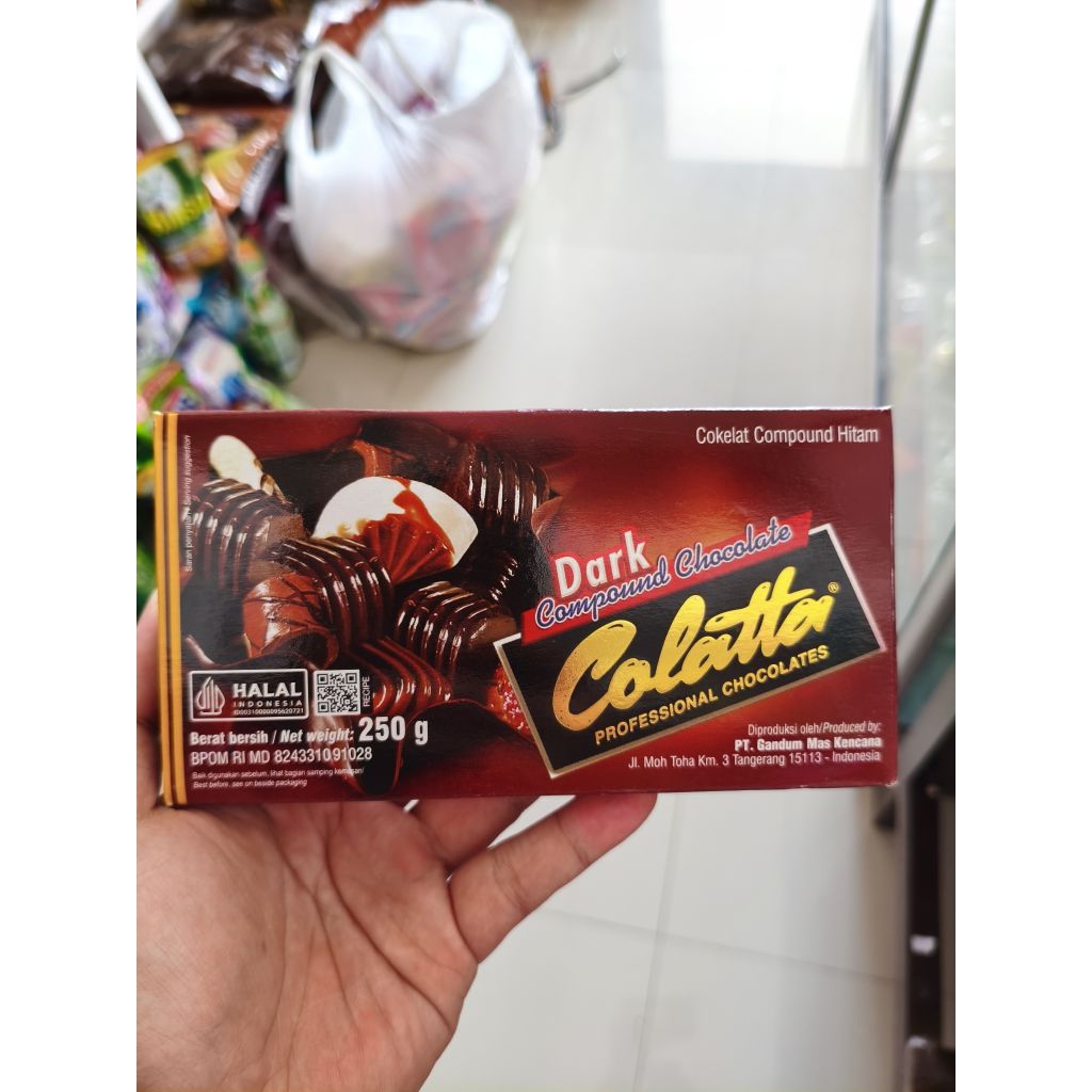 

Colatta Dark Compound | Coklat Batang Colatta 250gr