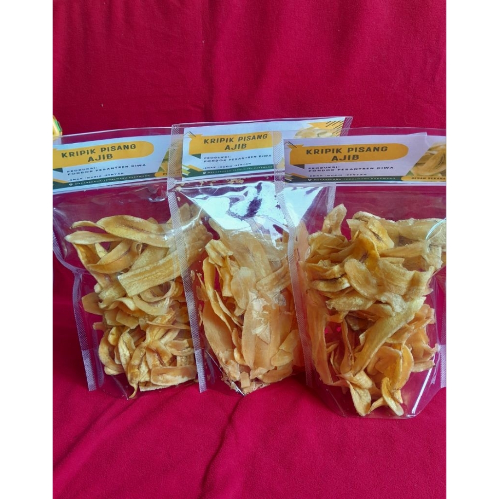 

Keripik Pisang Ajib! Buatan Ponpes Darul Ilmi Wal Amal Kripik pisang gurih, renyah, nagih!