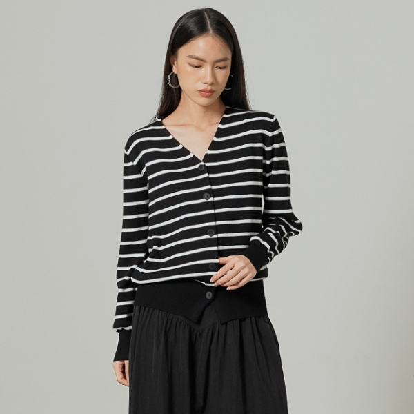 QH This Is April Outerwear Rajut Stripe Wanita Lengan Panjang Esme Cardigan White dan Black