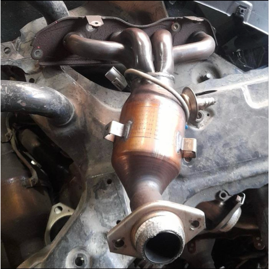 Katalis converter manifold Knalpot Mitsubishi Xpander Livina L12