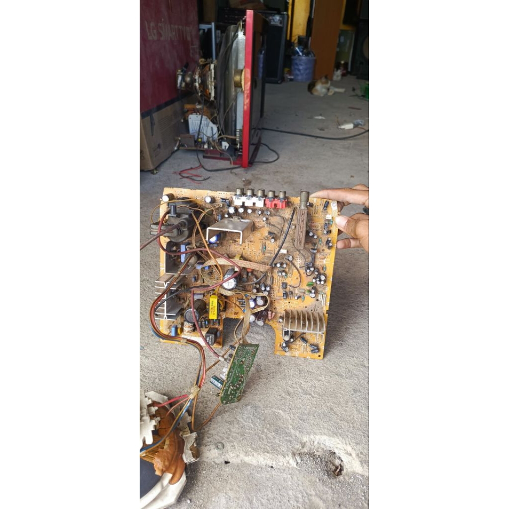 MESIN TV POLYTRON 21 CRYSTALINE SLIM CABUTAN NORMAL