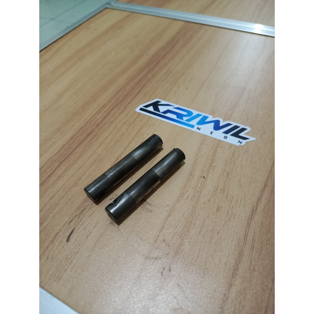 As pegangan pelatuk templar klep SHAFT ROCKER ARM 14451KGH901 honda cs1