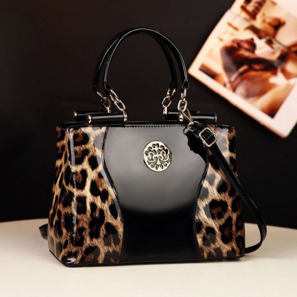 Tas import wanita Korea, elegant dan akan membuatmu terlihat mahal dan berkelas. Quinn Bag Q9355