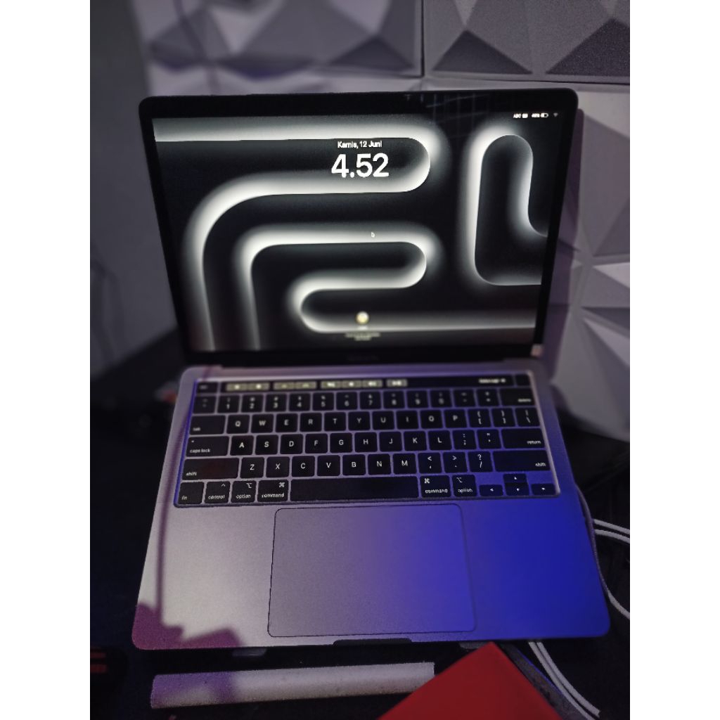 Mackbook Pro 2020 13 Inch Core i7 SSD 1TB Bekas Murah