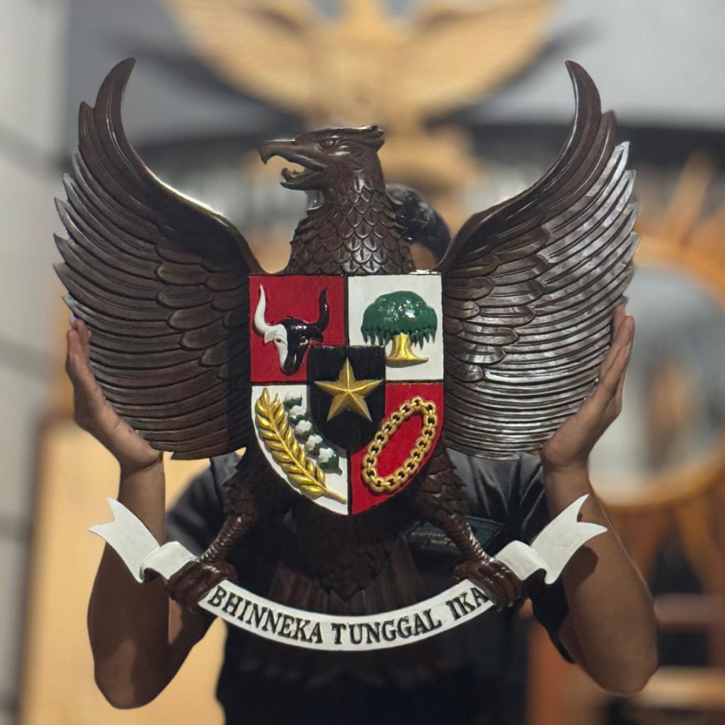 Pajangan Dinding Garuda Pancasila Kayu Jati Ukir 3D Simbol Pancasila