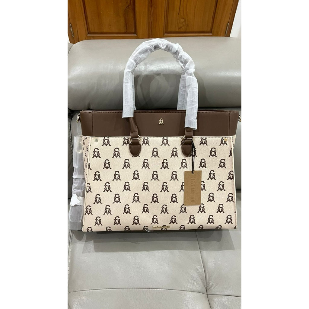 Steve madden tote bag with long strap