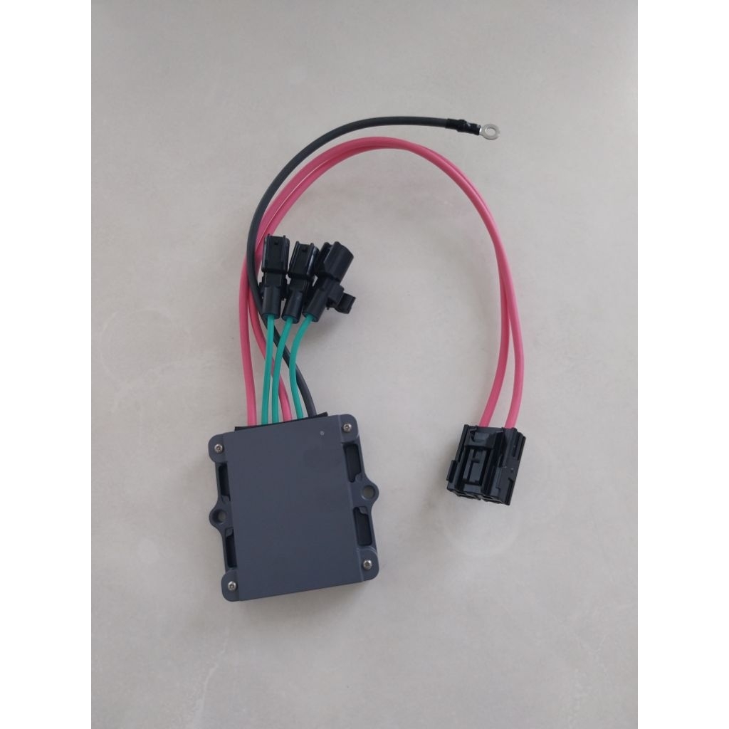 6P2-81960-01 RECTIFIER&REGULATOR ASSY UNTUK MESIN TEMPEL YAMAHA 250PK 4TAK