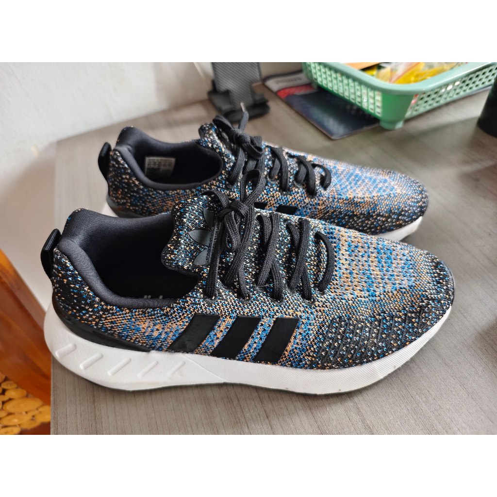 Sepatu Adidas Lari Pria Ukuran 40.5 25.5 Baru 1x Trip Swift Run 22 GZ3508