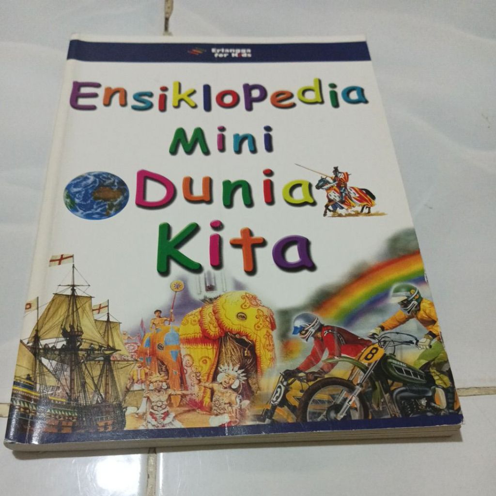 Buku Ensiklopedia Mini Dunia Kita