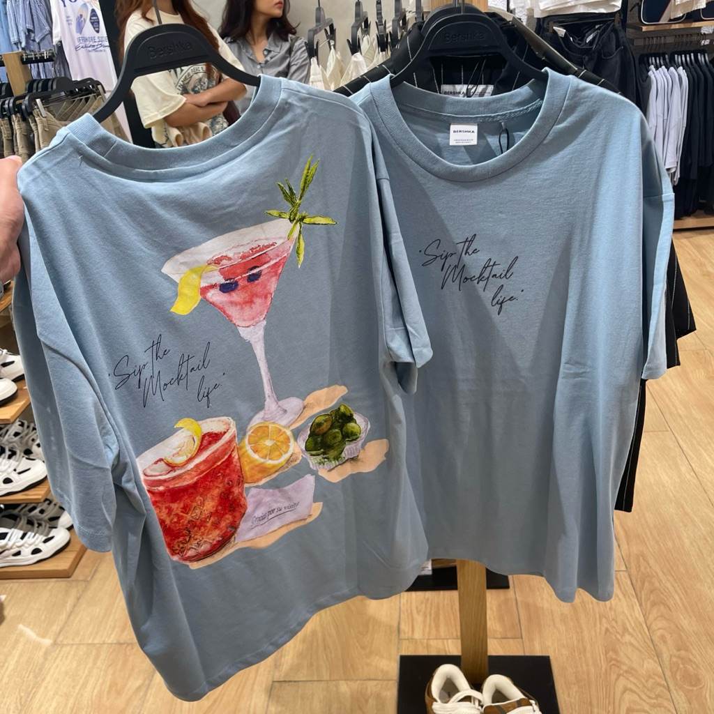 Kaus T-shirt BERSHKA MEN Jastip (jasa titip)