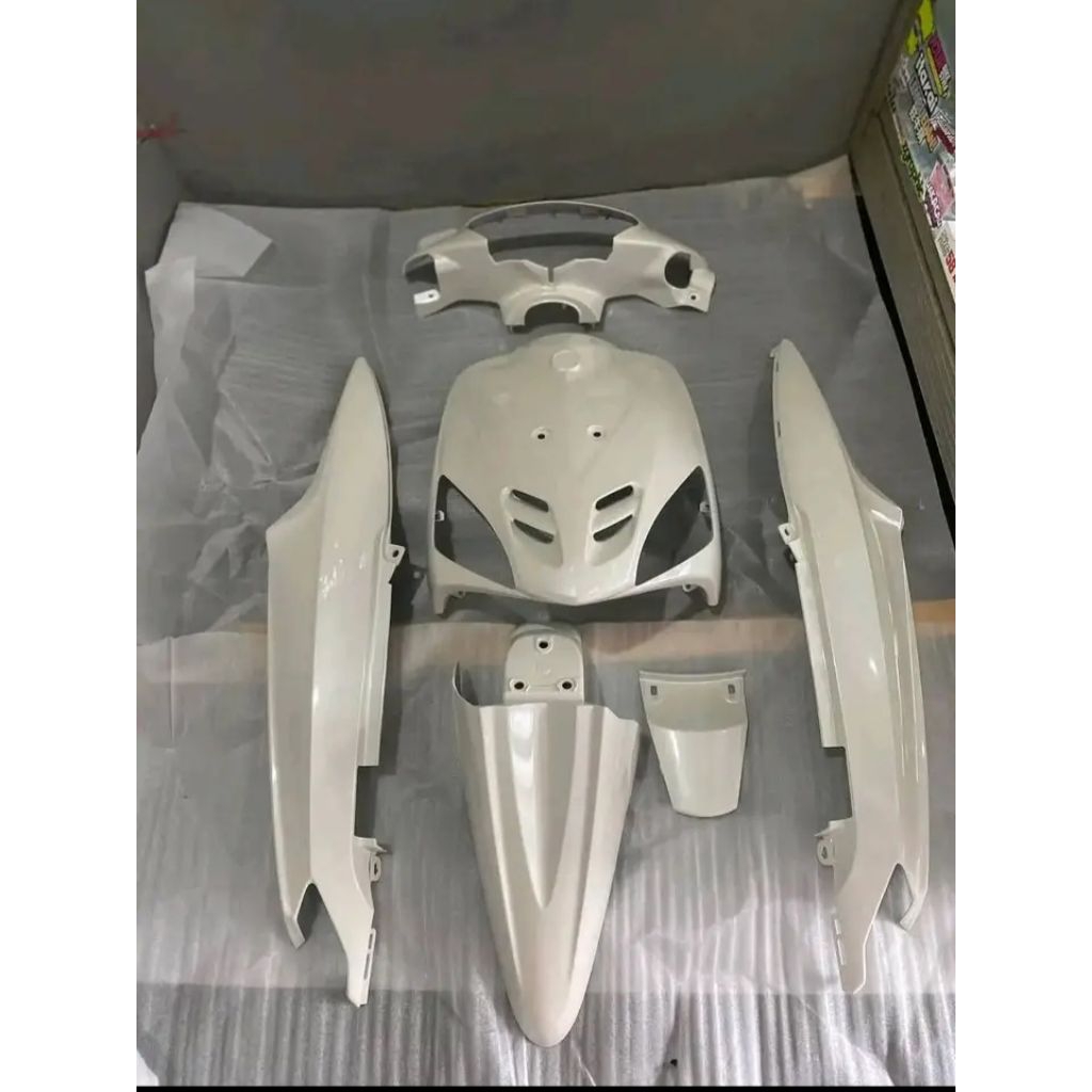 body mio sporty putih