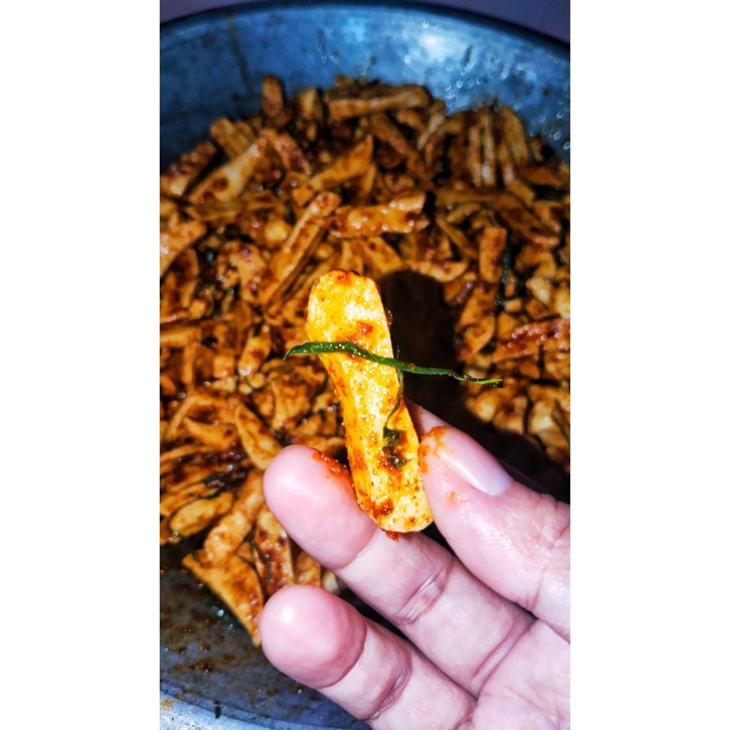 

Basreng Stick 1/2kg Atau 500gram di plastik kaca