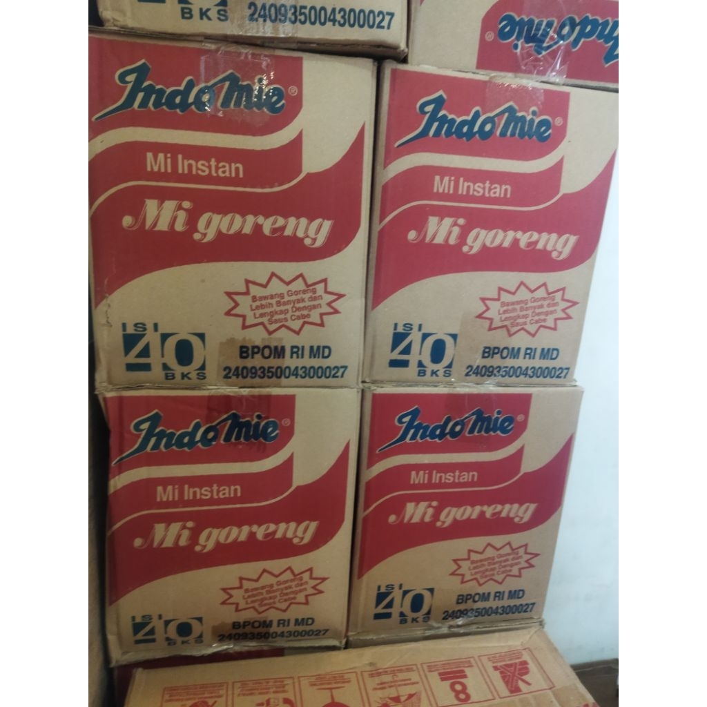 

mie instan. Indomie, sedaap 1dus isi 40pcs