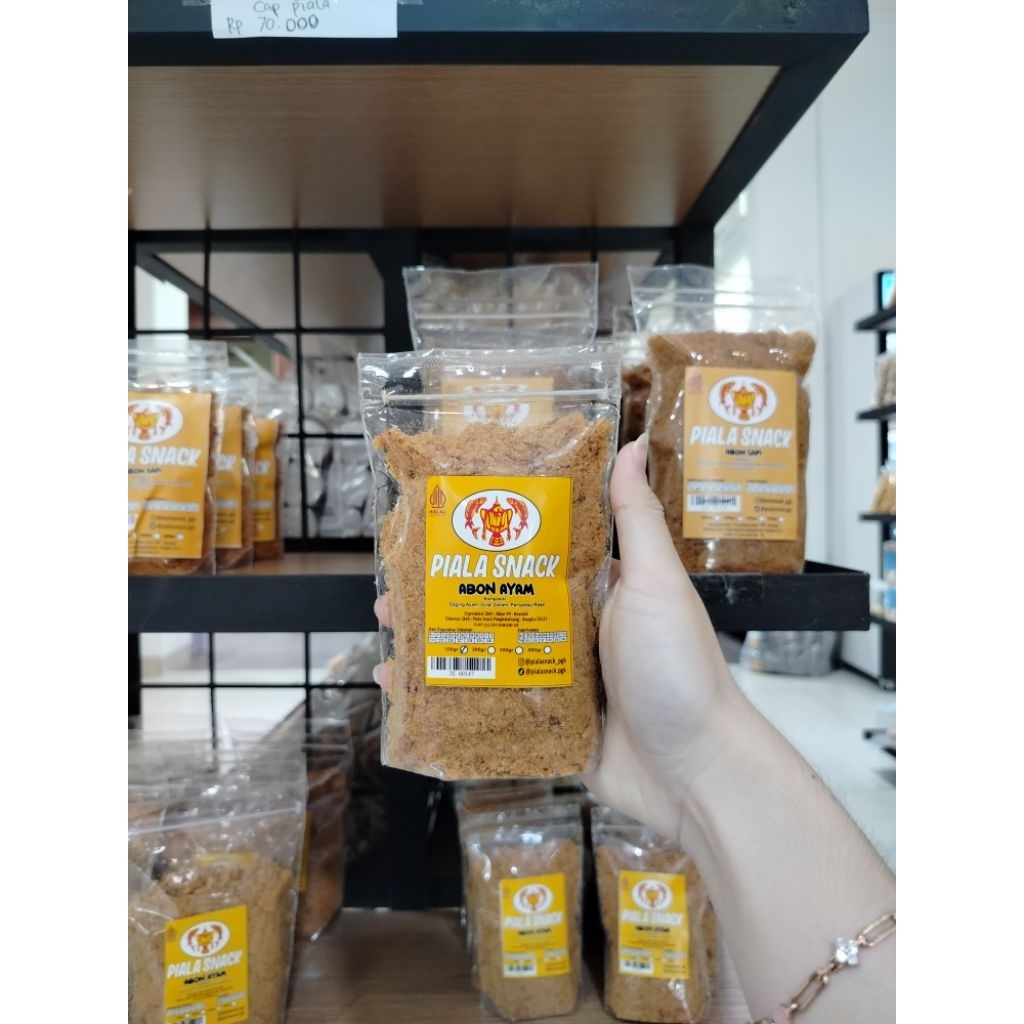 

Abon ayam berat 100gr & 250gr