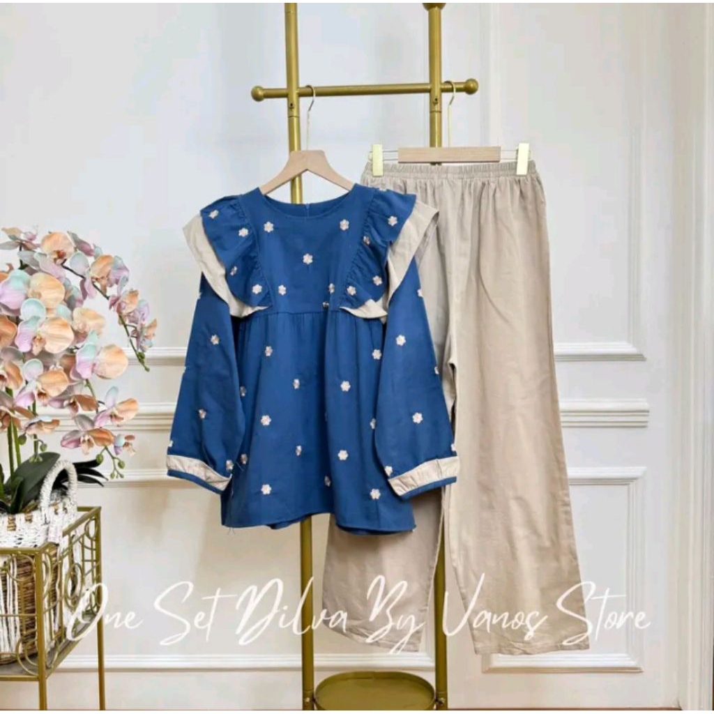 One Set Dilva by Vanos Store