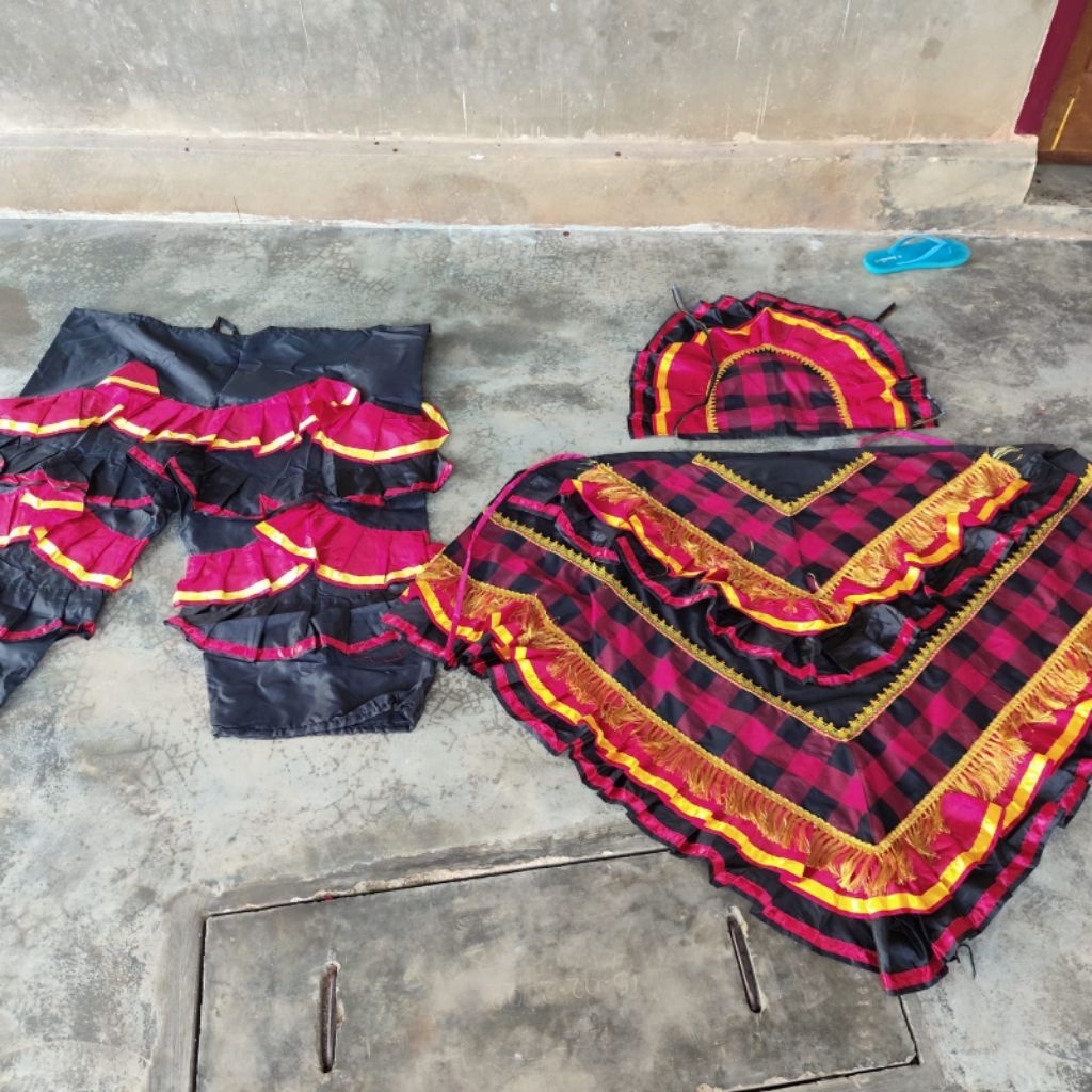 Celana Buto dan Segi Tiga Jaranan Buto Banyuwangi - Dewasa