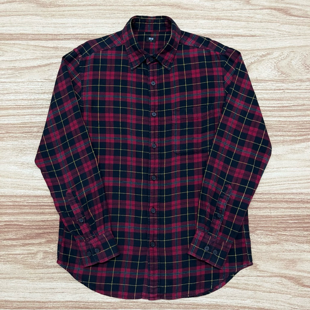 Kemeja Flannel UNIQLO Red Black Yellow (M)