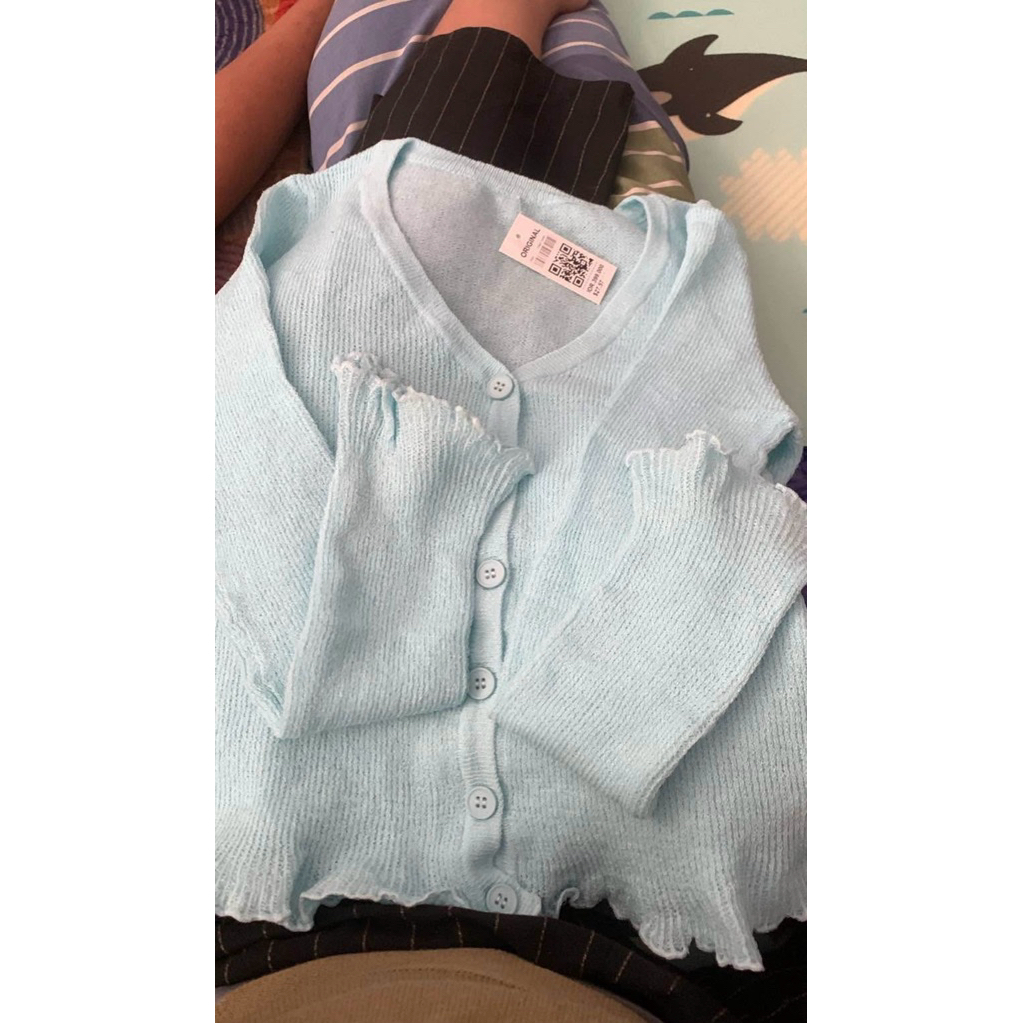 cardigan rajut biru