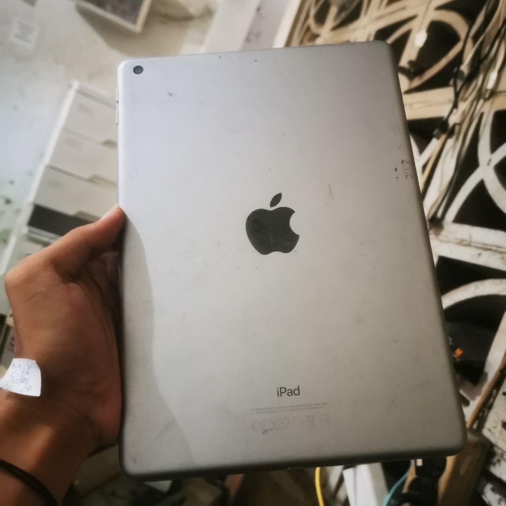 ipad A1822 (generasi ke-5 9,7 inch)