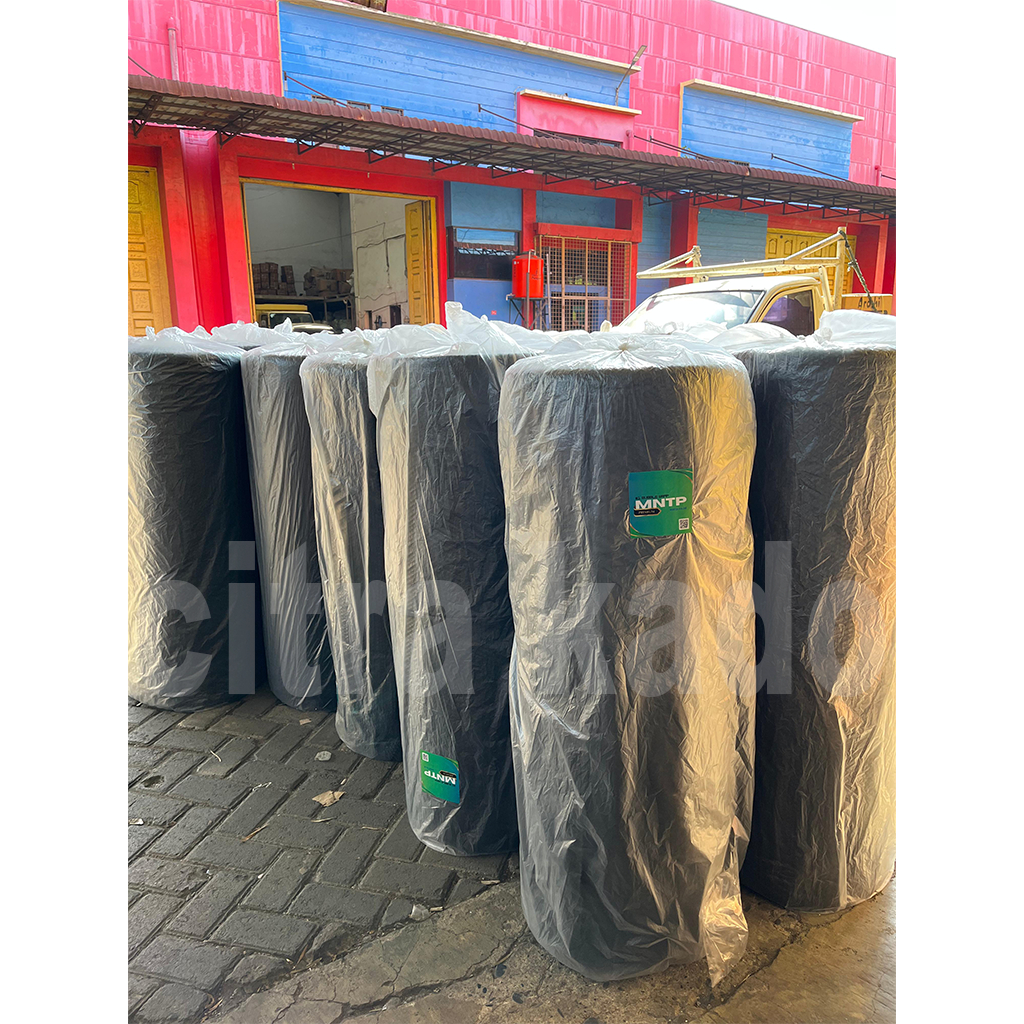 

BUBBLE WRAP HITAM 125CM X50M/ BUBBLE PACKING