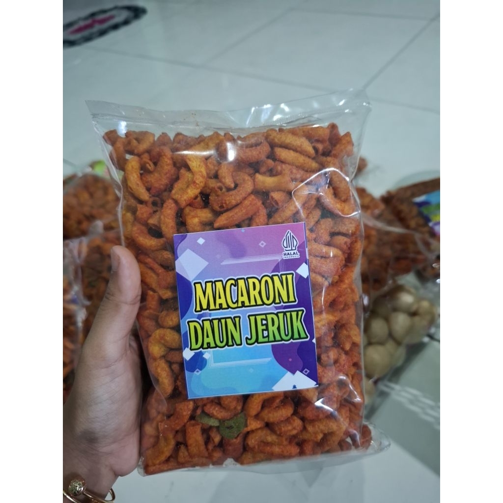 

MAKARONI PEDAS DAUN JERUK