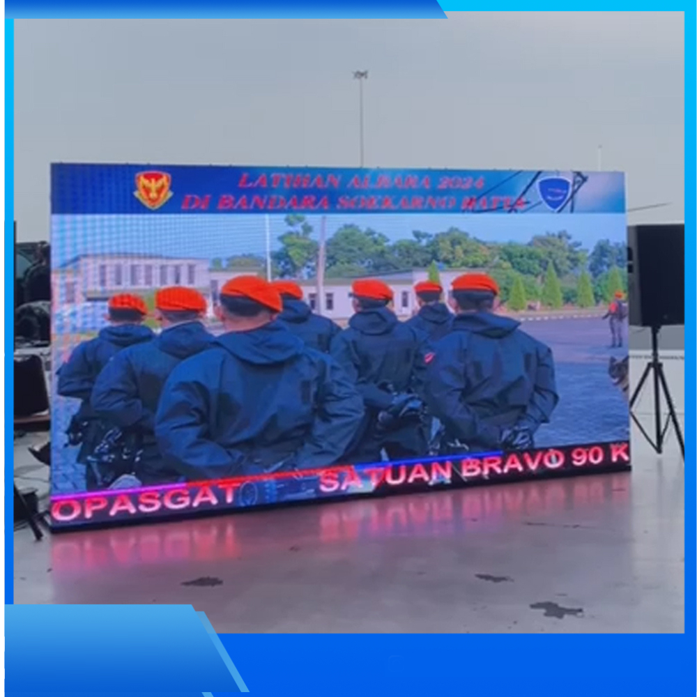 VIDEOTRON P3.9 OUTDOOR