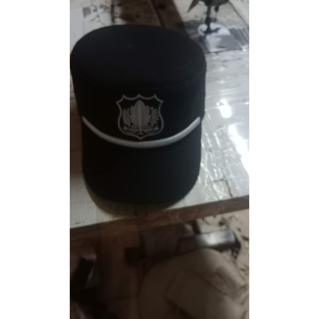 TOPI KOMANDO SATPAM