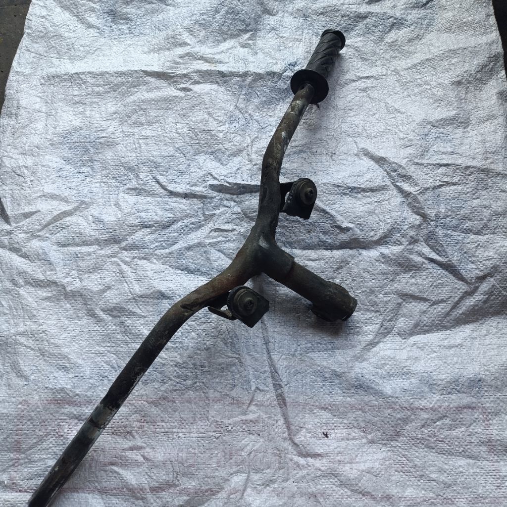 Setang kemudi stang stir Suzuki RC 100 rc bravo rc100 asli lepasan motor murah meriah