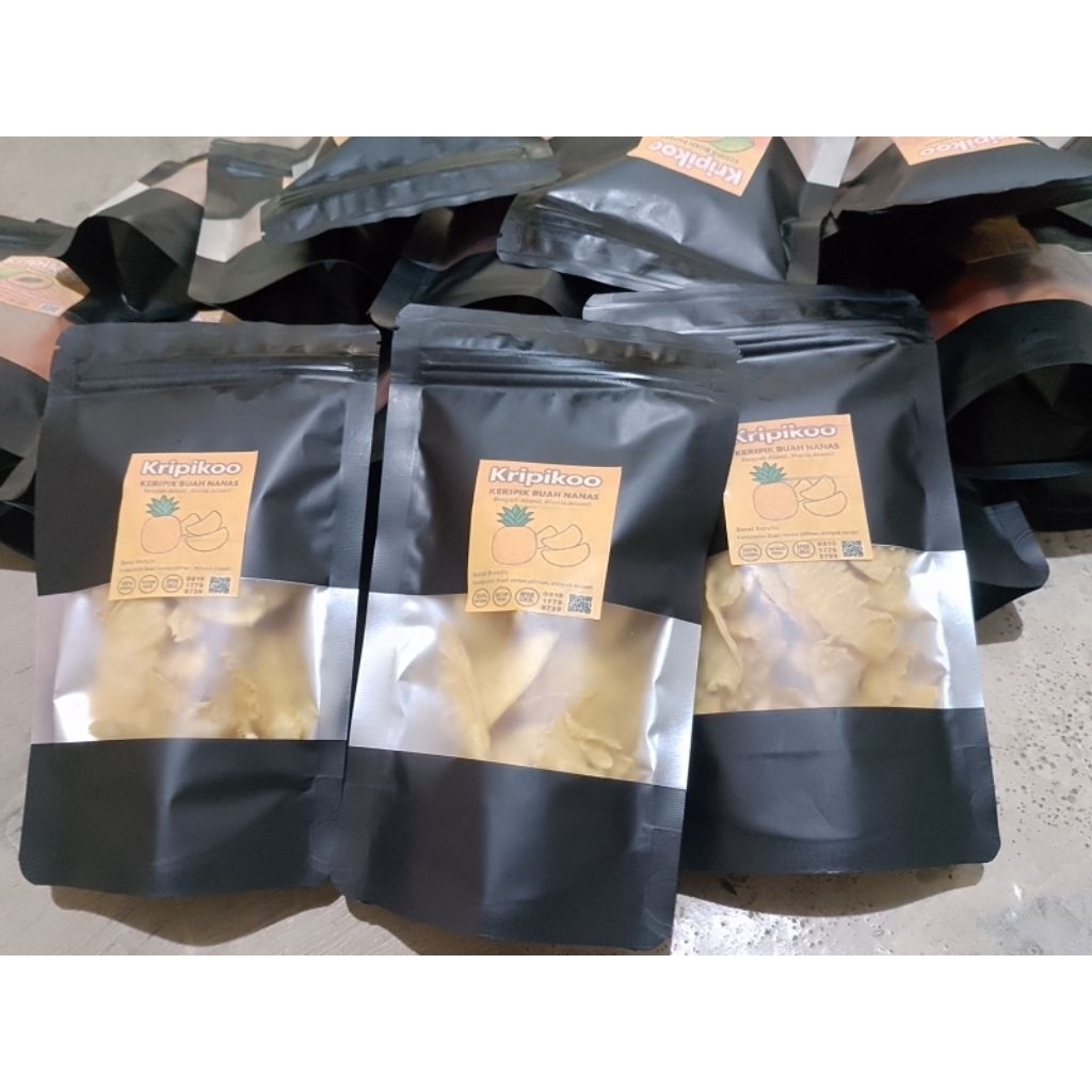 

KripiKoo Keripik Buah Nanas Renyah – 100g Snack Sehat Lokal