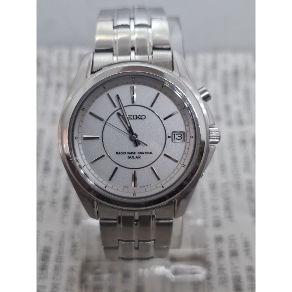 Jam Tangan Bekas Original Kondisi Mulus Siap Pakai Seiko Radio Control Solar 7B42-0AK0