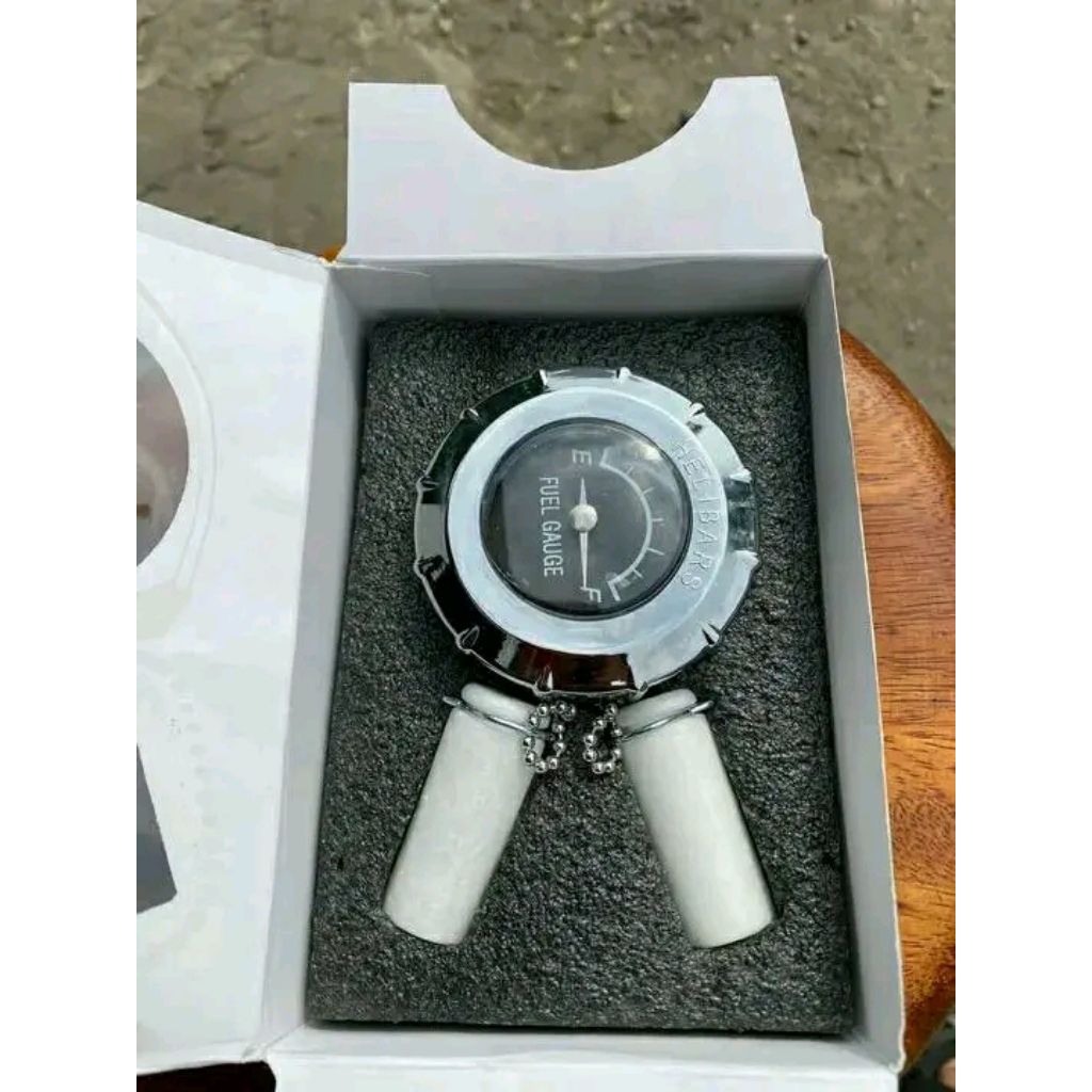 Tutup tangki helibars